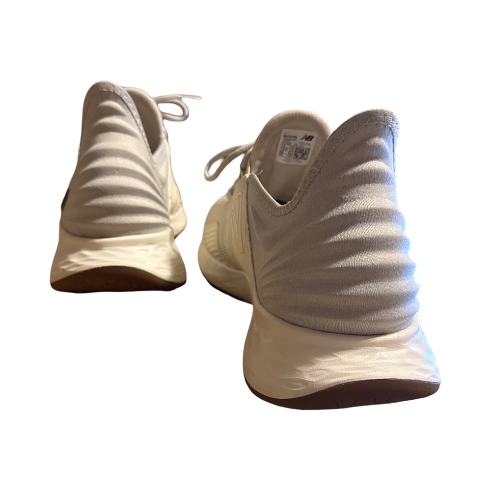New Balance - Picture 8 of 11